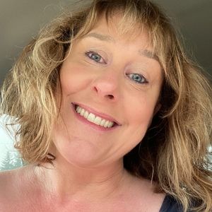 Meet your Posher, Karin